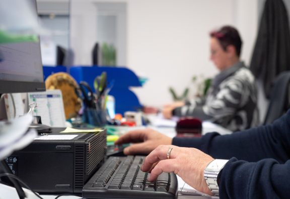 gmb_personale_che lavorano in ufficio